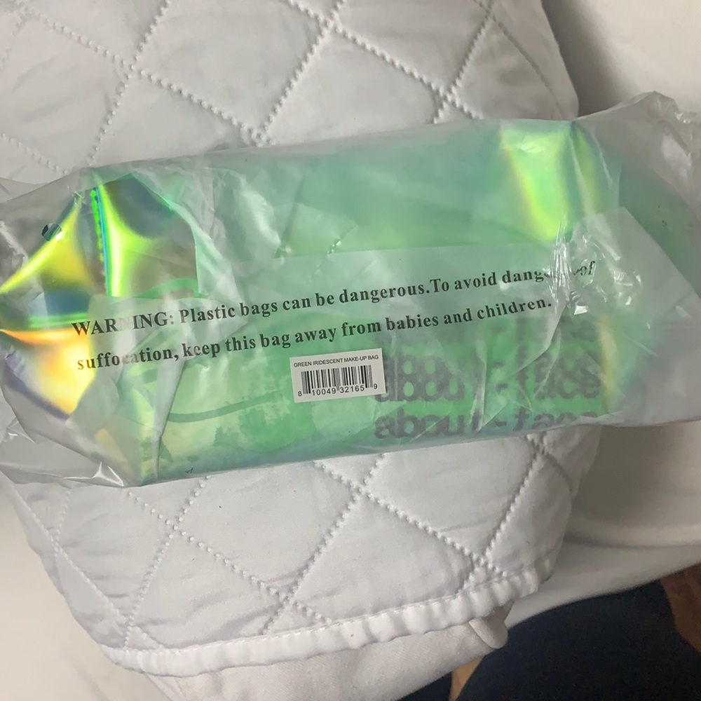NWT Halsey About-Face makeup bag SOLD OUT ONLINE